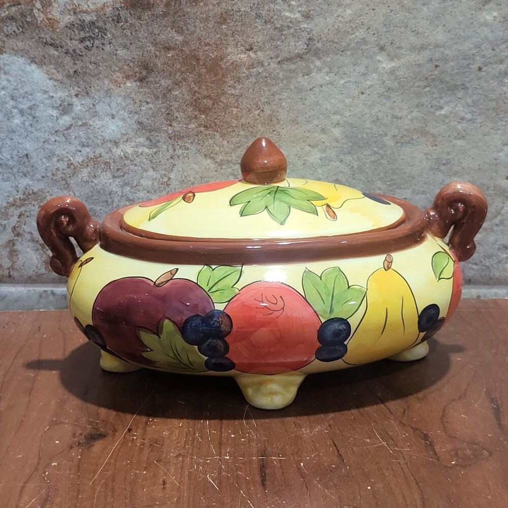 Serving Bowl With Lid Handles Fruit Design Soup Tureen Casserole Footed Dish